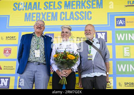 Merksem, Belgien. 27. August 2023. Annick Van Leuven stellte am Sonntag, den 27. August 2023, vor dem Frauen-Elite-Rennen im Schaal Sels Merksem Criterium in Merksem, Antwerpen, vor. BELGA PHOTO GOYVAERTS Credit: Belga News Agency/Alamy Live News Stockfoto