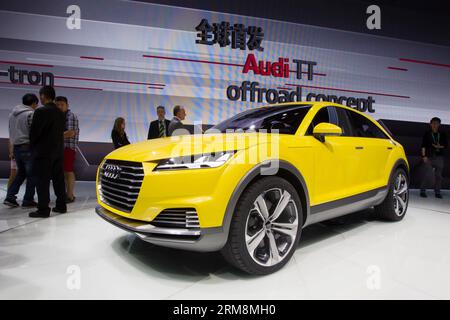 (140420) -- PEKING, 20. April 2014 (Xinhua) -- ein Audi TT Offroad Concept Car wird während der Medienvorschau der Beijing International Automotive Exhibition 2014 in Peking, China, am 20. April 2014 gezeigt. Die Autoshow findet vom 21. Bis 29. April statt und zieht über 2.000 Aussteller aus 14 Ländern und Regionen an. (Xinhua/Zhu Wei) (hdt) CHINA-BEIJING-AUTO-AUSSTELLUNG (CN) PUBLICATIONxNOTxINxCHN Peking 20. April 2014 XINHUA to Audi TT Off Concept Car wird während der Medienvorschau der Beijing International Automotive Exhibition 2014 in Peking gezeigt China 20. April 2014 die Car Show wird stattfinden Stockfoto