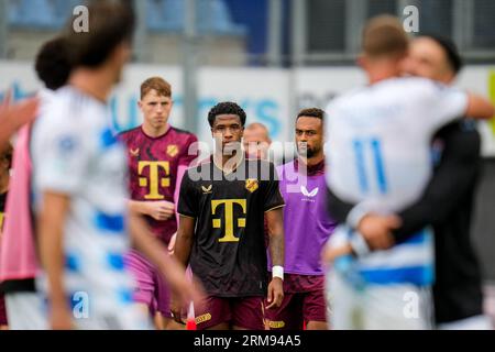 Zwolle, Niederlande. 27. August 2023. ZWOLLE, NIEDERLANDE - AUGUST 27: Ryan Flamingo vom FC Utrecht sieht beim niederländischen Eredivisie-Spiel zwischen PEC Zwolle und FC Utrecht im MAC3PARK stadion am 27. August 2023 in Zwolle, Niederlande, niedergeschlagen aus (Foto: Rene Nijhuis/Orange Pictures) Credit: Orange Pics BV/Alamy Live News Stockfoto