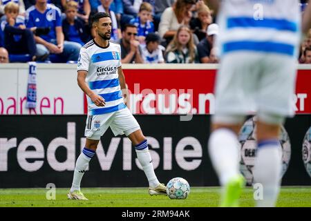 Zwolle, Niederlande. 27. August 2023. ZWOLLE, NIEDERLANDE - AUGUST 27: Younes Namli von PEC Zwolle dribbelt mit dem Ball während des niederländischen Eredivisie-Spiels zwischen PEC Zwolle und FC Utrecht im MAC3PARK stadion am 27. August 2023 in Zwolle, Niederlande (Foto: Rene Nijhuis/Orange Pictures) Credit: Orange Pics BV/Alamy Live News Stockfoto