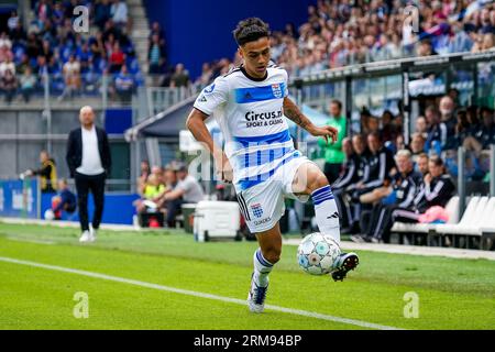 Zwolle, Niederlande. 27. August 2023. ZWOLLE, NIEDERLANDE - AUGUST 27: Eliano Reijnders von PEC Zwolle kontrolliert den Ball während des niederländischen Eredivisie-Spiels zwischen PEC Zwolle und FC Utrecht im MAC3PARK stadion am 27. August 2023 in Zwolle, Niederlande (Foto: Rene Nijhuis/Orange Pictures) Credit: Orange Pics BV/Alamy Live News Stockfoto