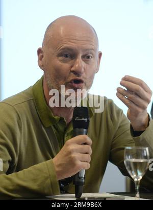 (140516) -- CANNES, 16. Mai 2014 (Xinhua) -- Jean-Paul Salome, Präsident des französischen Filmexportvorstands UniFrance, spricht an einem China-Frankreich-Filmwirtschaftsforum an der Seite des 67. Jährlichen Cannes Film Festivals in Cannes, Frankreich, 16. Mai 2014. (Xinhua/Ye Pingfan) (zjy) FRANCE-CANNES-FILM FESTIVAL-CHINA PUBLICATIONxNOTxINxCHN Cannes 16. Mai 2014 XINHUA Jean Paul Salome Präsident des französischen Filmexportausschusses Unifrance spricht an einem China France Movie Business Forum an der Seite des 67. jährlichen Cannes Film Festivals in Cannes Frankreich 16. Mai 2014 XINHUA YE Pingfan France Cannes Film Festiva Stockfoto