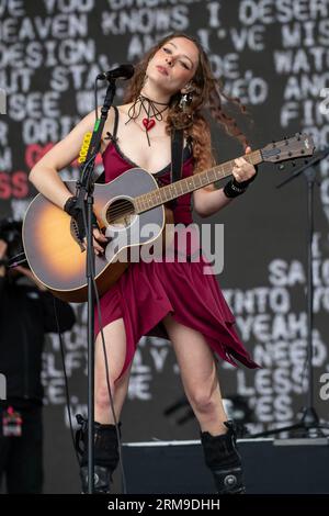 Leeds, Großbritannien. Sonntag, 27. August 2023 Holly Humberstone beim Leeds Festival 2023 im Bramham Park © Jason Richardson / Alamy Live News Stockfoto