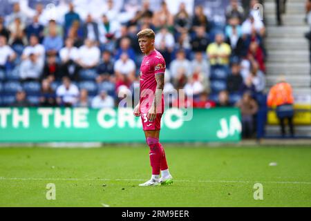 Deepdale Stadium, Preston, England - 26. August 2023 Harrison Ashby (30) of Swansea City - während des Spiels Preston NE gegen Swansea City, EFL Championship, 2023/24, Deepdale Stadium, Preston, England - 26. August 2023 Credit: Arthur Haigh/WhiteRosePhotos/Alamy Live News Stockfoto