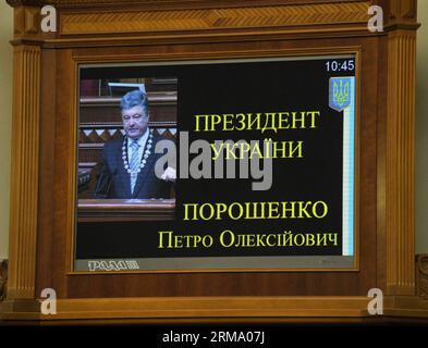 (140607) -- KIEV, June 7, 2014 (Xinhua) -- The sceen in the Ukrainian parliament reads Ukrainian President Petro Poroshenko during the inauguration ceremony in Kiev, Ukraine, June 7, 2014. Petro Poroshenko was sworn in on Saturday as the fifth Ukrainian president at an inauguration ceremony in Kiev. (Xinhua/Ukrainian Presidential Office/Pool) (dzl) UKRAINE-KIEV-PRESIDENT-INAUGURATION CEREMONY PUBLICATIONxNOTxINxCHN   Kiev June 7 2014 XINHUA The  in The Ukrainian Parliament reads Ukrainian President Petro Poroshenko during The Inauguration Ceremony in Kiev Ukraine June 7 2014 Petro Poroshenko w Stock Photo