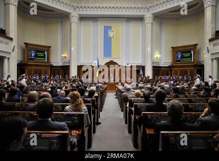 (140607) -- KIEV, June 7, 2014 (Xinhua) -- Ukrainian President Petro Poroshenko stands at the podium during his inauguration ceremony in Kiev, Ukraine, June 7, 2014. Petro Poroshenko was sworn in on Saturday as the fifth Ukrainian president at an inauguration ceremony in Kiev. (Xinhua/Ukrainian Presidential Office/Pool) (dzl) UKRAINE-KIEV-PRESIDENT-INAUGURATION CEREMONY PUBLICATIONxNOTxINxCHN   Kiev June 7 2014 XINHUA Ukrainian President Petro Poroshenko stands AT The Podium during His Inauguration Ceremony in Kiev Ukraine June 7 2014 Petro Poroshenko what  in ON Saturday As The Fifth Ukrainia Stock Photo