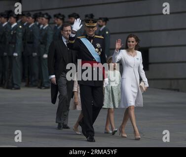 (140619) -- MADRID, June 19, 2014 (Xinhua) -- The new king of Spain Felipe VI (front) attends a military parade before the coronation in Madrid, Spain, on June 19, 2014. (Xinhua/Xie Haining) SPAIN-NEW KING-FELIPE VI PUBLICATIONxNOTxINxCHN   Madrid June 19 2014 XINHUA The New King of Spain Felipe VI Front Attends a Military Parade Before The Coronation in Madrid Spain ON June 19 2014 XINHUA Xie Haining Spain New King Felipe VI PUBLICATIONxNOTxINxCHN Stock Photo