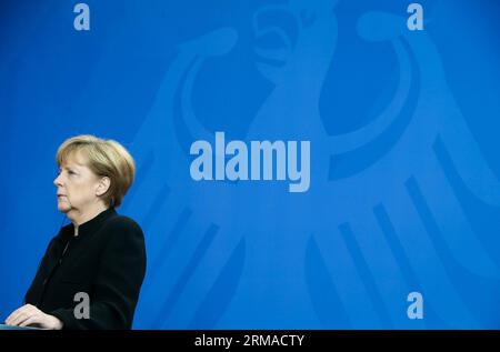 (140702) -- BERLIN, 2. Juli 2014 (Xinhua) -- Bundeskanzlerin Angela Merkel nimmt nach einem Treffen mit NATO-Generalsekretär anders Fogh Rasmussen im Kanzleramt in Berlin am 2. Juli 2014 an einer Pressekonferenz Teil. (Xinhua/Zhang Fan) (zjy) DEUTSCHLAND-BERLIN-NATO-TREFFEN PUBLICATIONxNOTxINxCHN Berlin 2. Juli 2014 XINHUA deutsche Bundeskanzlerin Angela Merkel nimmt nach einem Treffen mit NATO-Generalsekretär anders Fogh Rasmussen IM Bundeskanzleramt in Berlin AM 2. Juli 2014 XINHUA Zhang Supporter Deutschland Berlin NATO Meeting PUCHINxTICxTICNN Teil Stockfoto