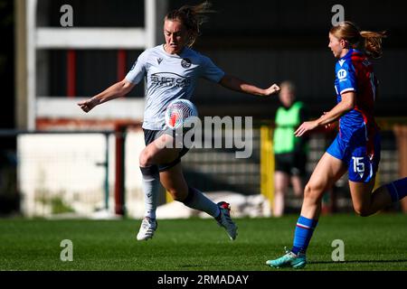 London, UK. 27th August, 2023. Lauren Wade (11 Reading) in action during the Barclays FA Womens Championship game between Crystal Palace and Reading at the VBS Community Stadium. Credit: Liam Asman/Alamy Live News Stock Photo