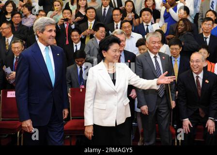 (140710) -- BEIJING, July 10, 2014 (Xinhua) -- Chinese Vice Premier Liu Yandong (2nd L, front) and U.S. Secretary of State John Kerry (1st L, front) attend the Fifth Round of China-U.S. High-Level Consultation on People-to-People Exchange (CPE) in Beijing, capital of China, July 10, 2014. The CPE was hosted by Liu and Kerry. (Xinhua/Zhang Duo) (ry) CHINA-BEIJING-U.S.-CONSULTATION (CN) PUBLICATIONxNOTxINxCHN   Beijing July 10 2014 XINHUA Chinese Vice Premier Liu Yandong 2nd l Front and U S Secretary of State John Kerry 1st l Front attend The Fifth Round of China U S High Level consultation ON C Stock Photo