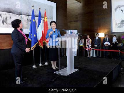 (140714) -- PEKING, 14. Juli 2014 (Xinhua) -- der chinesische Vize-Premier Liu Yandong (2. L) spricht an einem Empfang zum France Day in der Botschaft Frankreichs in Peking, der Hauptstadt Chinas, am 14. Juli 2014. (Xinhua/Zhang Duo) (lfj) CHINA-BEIJING-LIU YANDONG-FRANCE DAY RECEPTION (CN) PUBLICATIONxNOTxINxCHN Peking 14. Juli 2014 XINHUA chinesischer Vize-Premier Liu Yandong 2. l spricht einen France Day Reception in der Botschaft von Frankreich in Peking Hauptstadt von China 14. Juli 2014 XINHUA Zhang Duo China Beijing Liu Yandong France Day Reception CN PUBLTICTATxCHINxN Stockfoto