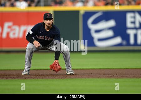 Boston Red Sox Shortstop Trevor Story (10) im zweiten Inning des MLB-Spiels zwischen den Boston Red Sox und den Houston Astros am Dienstag, den 2. August Stockfoto