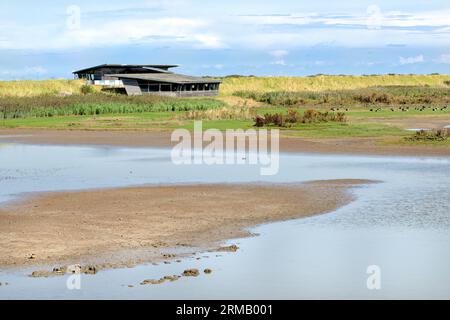 Die Parrinder verstecken sich im rspb titchwell Sumpf Stockfoto