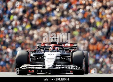 ZANDVOORT - Liam Lawson (AlphaTauri) during the F1 Grand Prix of the Netherlands at Circuit Zandvoort on August 27, 2023 in Zandvoort, Netherlands. ANP KOEN VAN WEEL Stock Photo