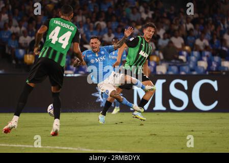 Neapel, Kampanien, Italien. 27. August 2023. Während des italienischen Fußballspiels der Serie A SSC Napoli gegen US Sassuolo am 27. August 2023 im Diego Armando Maradona Stadium in Neapel. Im Bild: Matteo Politano von SSC Napoli. (Bild: © Fabio Sasso/ZUMA Press Wire) NUR REDAKTIONELLE VERWENDUNG! Nicht für kommerzielle ZWECKE! Stockfoto