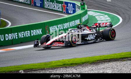 27. August 2023; Circuit Zandvoort, Zandvoort, Nordholland, Niederlande; Formel 1 Heineken Grand Prix 2023; Renntag; Nico Hulkenberg (GER) im VF-23 von Haas Stockfoto