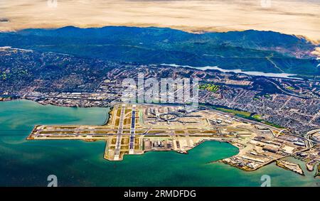 Luftaufnahme des internationalen Flughafens San Francisco in Kalifornien, USA Stockfoto