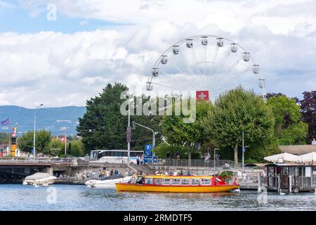 Mouette Wasserbus (Mouette Genevoises) und Big Wheel über den Fluss Rhône, Genf (Genève) Kanton Genf, Schweiz Stockfoto