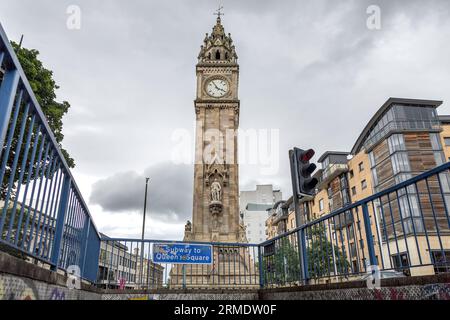 The Lianing Albert Memorial Clock, 17 Queens Square, Belfast, Nordirland, Großbritannien Stockfoto