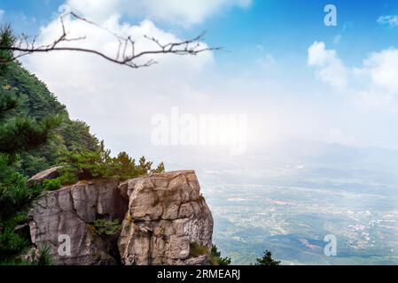 Der Mount Lu mit einer Höhe von 2000 Metern befindet sich in Jiujiang, China. Stockfoto