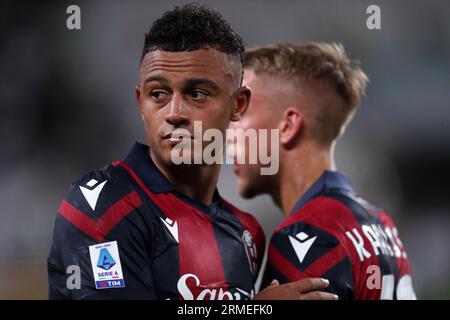 Turin, Italien. 27. August 2023. Dan Ndoye vom Bologna FC schaut im Allianz Stadium während des Spiels der Serie A zwischen Juventus FC und Bologna FC an. Dank: Marco Canoniero/Alamy Live News Stockfoto