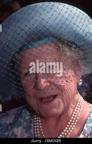 The Queen Mother at Sandringham Flower Show 26th July 1995   Photo by The Henshaw Archive Stock Photo