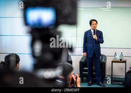 Taipeh. 25. August 2023. Lai Ching-te, taiwanesischer Vizepräsident und Präsidentschaftskandidat der Demokratischen Partei DPP, spricht während der Pressekonferenz in Taipeh, Taiwan am 25/08/2023. Die Präsidentschaftswahlen in der Republik China (Taiwan) werden am 13. Januar 2024 stattfinden. Von Wiktor Dabkowski Credit: dpa/Alamy Live News Stockfoto