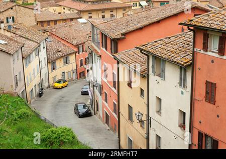 Enge Gassen in Siena, Italien Stockfoto