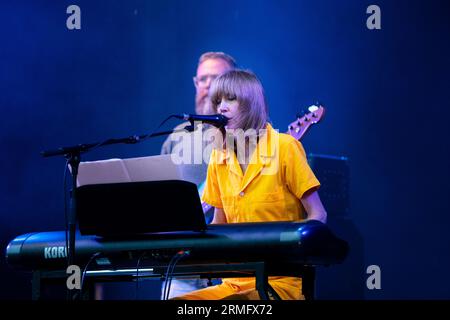 Beth Orton spielt die Mountain Stage beim Green man Festival in Wales, Großbritannien, August 2023. Foto: Rob Watkins Stockfoto