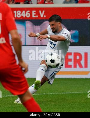 August 26, 2023, Voith-Arena, Heidenheim, GER, 1.FBL, 1.FC Heidenheim vs TSG 1899 Hoffenheim, DFL-Vorschriften verbieten jede Verwendung von Fotografien als Bildsequenzen und/oder Quasi-Video. Im Bild Florian Grillitsch (Hoffenheim) Stockfoto