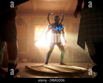 Blue Beetle Film 2023 Xolo Mariduena Stockfoto