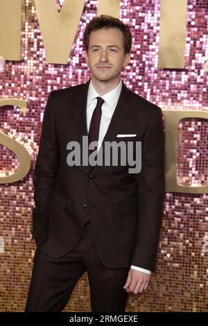 London, Großbritannien. Oktober 2018. Joe Mazzello nimmt an der Weltpremiere von „Bohemian Rhapsody“ in der SSE Arena Wembley in London Teil. (Foto: Fred Duval/SOPA Images/SIPA USA) Credit: SIPA USA/Alamy Live News Stockfoto