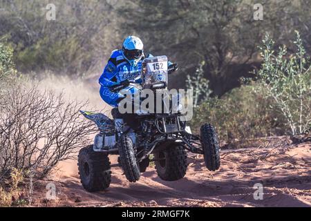 La Rioja, Argentinien. 28. August 2023. 152 ANDUJAR Manuel (arg), Yamaha Raptor 700, FIM W2RC, Action während der Startzeremonie im Estadio Super Domo der Desafio Ruta 40 2023, 4. Runde der Rallye-RAID-Weltmeisterschaft 2023, am 27. August 2023 in La Rioja, Argentinien - Foto DPPI Credit: DPPI Media/Alamy Live News Stockfoto