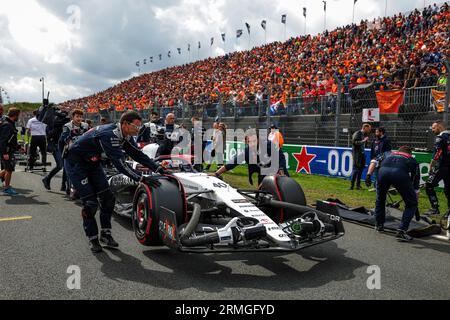 Zandvoort, Niederlande. 27. August 2023. #40 Liam Lawson (NZL, Scuderia AlphaTauri), F1 Grand Prix der Niederlande auf dem Circuit Zandvoort am 27. August 2023 in Zandvoort, Niederlande. (Foto von HIGH TWO) Credit: dpa/Alamy Live News Stockfoto