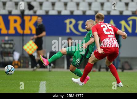 Freiburg, Deutschland. August 2023. firo : 06.08.2023, Fußball, 3. Liga, 3. Bundesliga, Saison 2023/2024, 1. Spieltag, SC Freiburg II - MSV Duisburg, Thomas Pledl, MSV Duisburg, MSV Duisburg, ganze Figur, Kredit: dpa/Alamy Live News Stockfoto