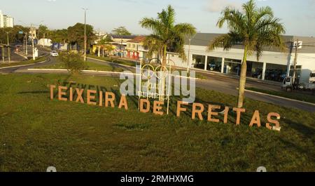 teixeira de freitas, bahia, brasilien - 22. august 2023: Milchmann in der Stadt Teixeira de Freitas in Bahia. Stockfoto