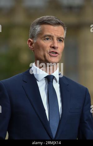 London, England, Großbritannien. 29. August 2023. Verkehrsminister MARK HARPER wird in Westminster interviewt. (Bild: © Thomas Krych/ZUMA Press Wire) NUR REDAKTIONELLE VERWENDUNG! Nicht für kommerzielle ZWECKE! Stockfoto