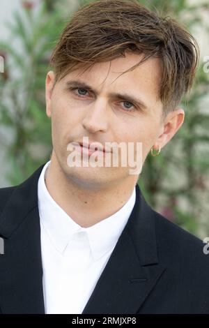 Angouleme, Frankreich. August 2023. Mitglied der Jury Raphael Quenard nimmt am 16. Französischsprachigen Filmfestival Angouleme am 22. August 2023 in Angouleme Teil. Foto: David Niviere/ABACAPRESS.COM Abaca Press/Alamy Live News Stockfoto