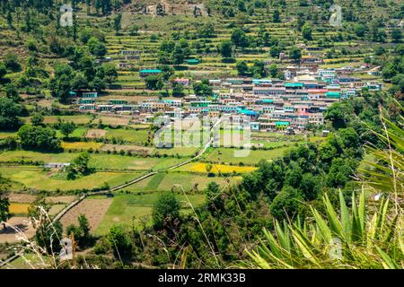 Treppenhäuser im Garhwal Himalaya, Saindul Village, Tehri Garhwal, Indien. Stockfoto