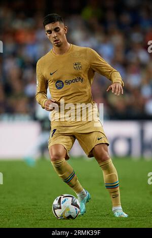 Valencia, Spanien. Oktober 2022 30. Ferran Torres vom FC Barcelona in Aktion während des LaLiga Santander Spiels zwischen Valencia CF und FC Barcelona im Mestalla Stadion, 29. Oktober 2022, Valencia, Spanien. (Foto von David Aliaga/NurPhoto) Credit: NurPhoto SRL/Alamy Live News Stockfoto