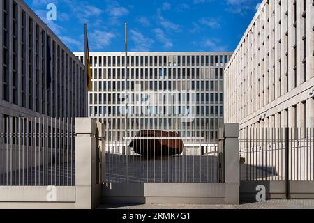 Gebäude des Bundesnachrichtendienstes BND, Außenansicht, Chausseestraße in Mitte, Berlin, Deutschland Stockfoto