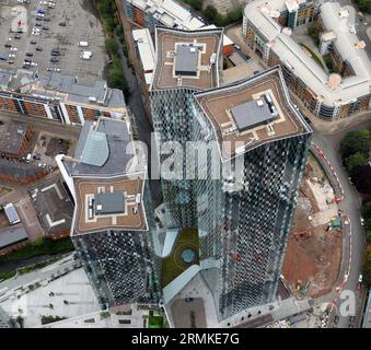 Luftaufnahme der Wohngebäude am Deansgate Square im Stadtzentrum von Manchester Stockfoto