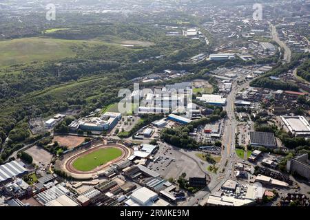 Blick aus der Vogelperspektive nach Süden vom Owlerton Greyhound Stadium entlang der A61 Road, Hillsborough, Sheffield, South Yorkshire Stockfoto