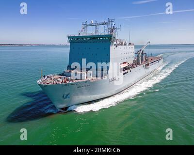 Die RFA Mounts Bay (L3008) ist ein von der Royal Fleet Auxiliary betriebenes Landing Ship Dock. Stockfoto