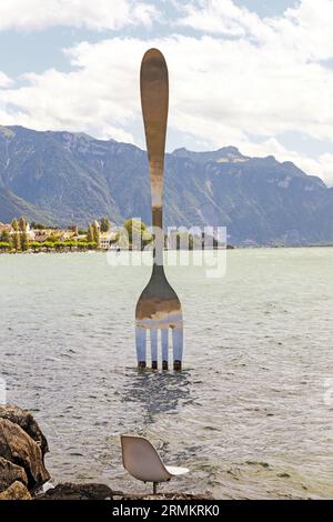 Skulptur The Fork, La Fourchette, von Jean-Pierre Zaugg, am Genfer See, Lac Leman, Vevey, Kanton Waadt, Schweiz Stockfoto