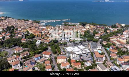 Blick auf die Stadt desenzano del garda, italien Stockfoto