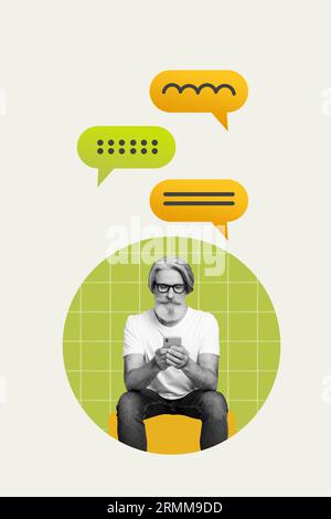 Kreative Collage eines lustigen Bartmannes, der mit Smartphone sitzt, Textnachrichten sendet, Diskutieren von Comics auf grauem Hintergrund Stockfoto