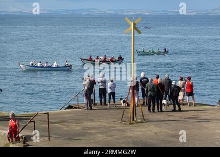 North Berwick Ruderregatta in St. Ayles Skiffs Stockfoto