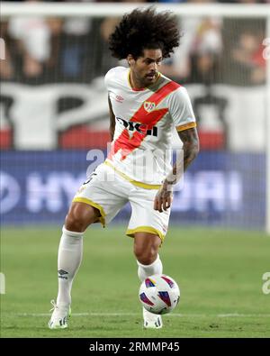 Madrid, Spanien. 28. August 2023. Aridane Hernandez von Rayo Vallecano während des La-Liga-Spiels zwischen Rayo Vallecano und Atletico de Madrid spielte am 28. August im Vallecas-Stadion in Madrid, Spanien. (Foto: Cesar Cebolla/PRESSINPHOTO) Credit: PRESSINPHOTO SPORTS AGENCY/Alamy Live News Stockfoto