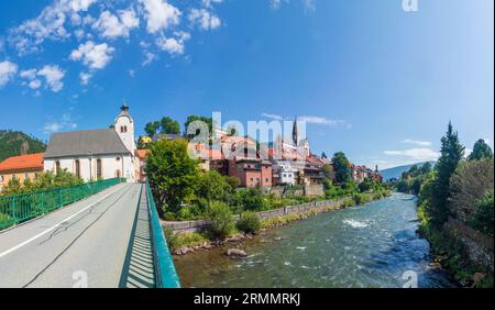 Murau: Altstadt Murau, Kirche Elisabethkirche, Mur, katholische Kirche Murau in Murtal, Steiermark, Steiermark, Österreich Stockfoto